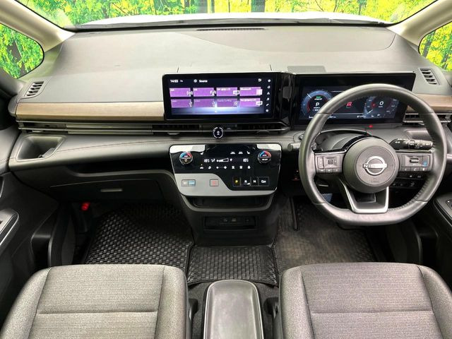 セレナ1.4 e-POWER ハイウェイスターV