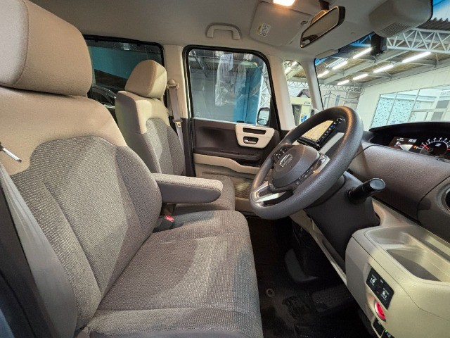 N-BOXG L ホンダセンシング 4WD