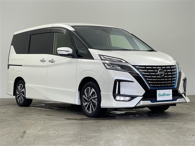 セレナ1.2 e-POWER ハイウェイスターV