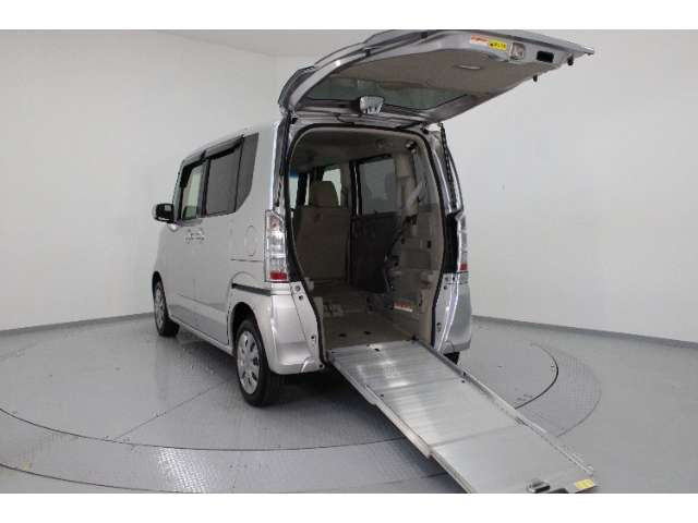 N-BOX+G Lパッケージ 4WD