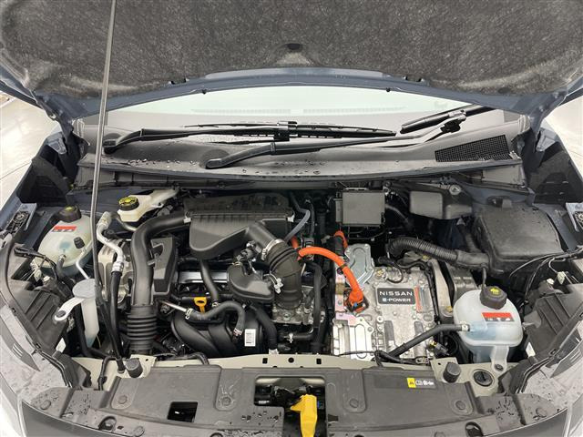 ノートオーラ1.2 NISMO チューンド e-POWER 4WD