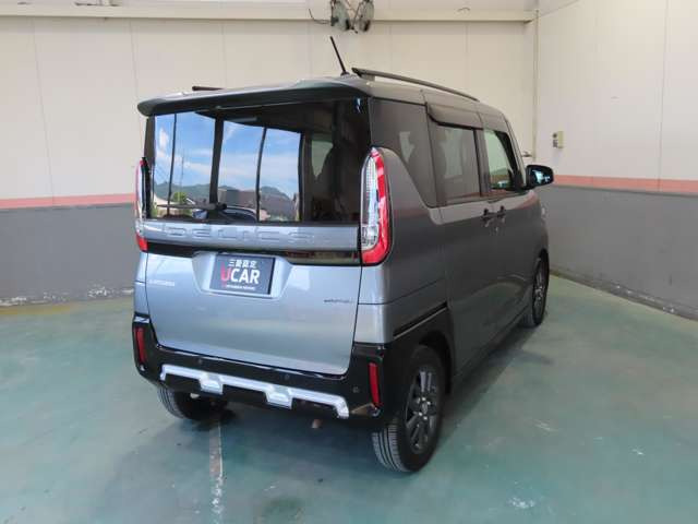 デリカミニT プレミアム 4WD