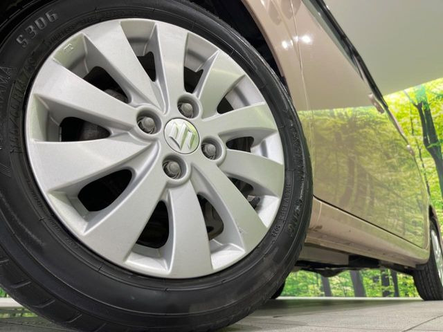 �y����14�C���`�A���~�z�C�[���z�O�ςɃ}�b�`���������A���~�z�C�[���𑕒����Ă���܂��B�e��ЊO�A���~�z�C�[����A�X�^�b�h���X�^�C�����戵�����Ă���܂��B���񂲑��k����������