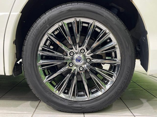 �y18�C���`�A���~�z�C�[���z�O�ςɃ}�b�`�����A���~�z�C�[���𑕒����Ă���܂��B�e��A���~�z�C�[����A�X�^�b�h���X�^�C�����戵�����Ă���܂��B���񂲑��k����������