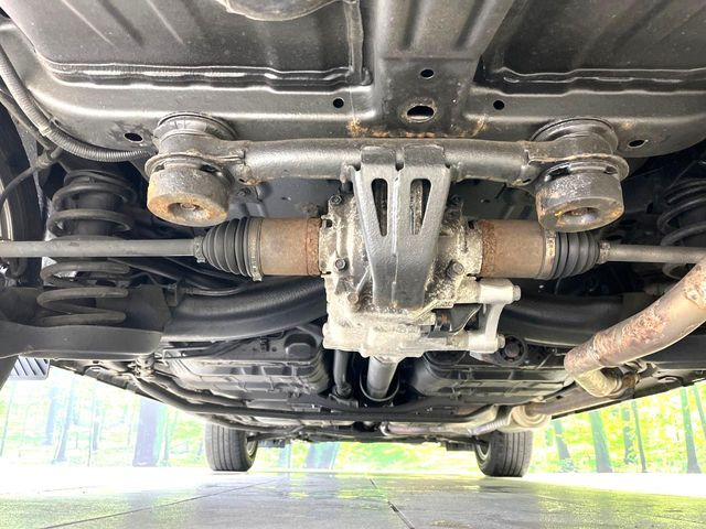 下回りがきれいなうちに、防錆加工の施工がオススメ。降雪地域はもちろん、沿岸部にお住いの方や、趣味でマリン・ウィンタースポーツをされる方にご好評いただいております。