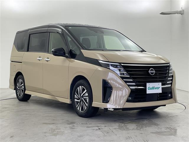 セレナ1.4 e-POWER ハイウェイスターV