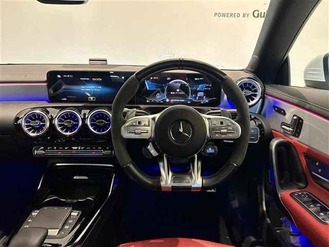 CLAシューティングブレークAMG CLA 45 S 4マチックプラス 4WD