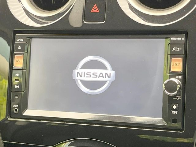 �y�����i�r�z�l�C�̏����i�r�𑕔����Ă���܂��B�i�r�̎g���₷���͂������A�I�[�f�B�I�@�\���[��!�L�����v�◷�s�͂������A�ʋ΂┃�����ȂǕ��i�̃h���C�u���y�����Ȃ�͂���