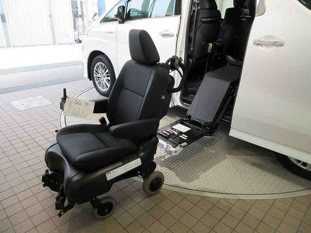 ヴェルファイアハイブリッド 2.5 ZR サイドリフトアップシート E-Four 4WD