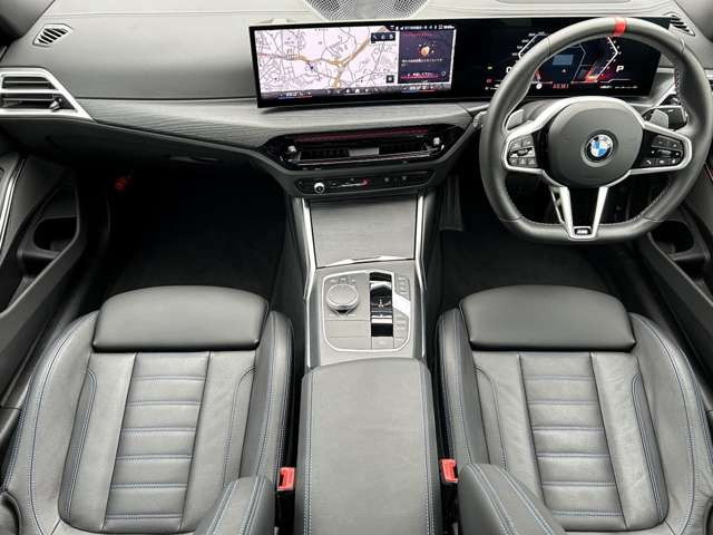 3シリーズセダンM340i xドライブ 4WD