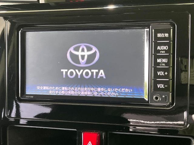 �y�����i�r�z�l�C�̏����i�r�𑕔����Ă���܂��B�i�r�̎g���₷���͂������A�I�[�f�B�I�@�\���[��!�L�����v�◷�s�͂������A�ʋ΂┃�����ȂǕ��i�̃h���C�u���y�����Ȃ�͂���