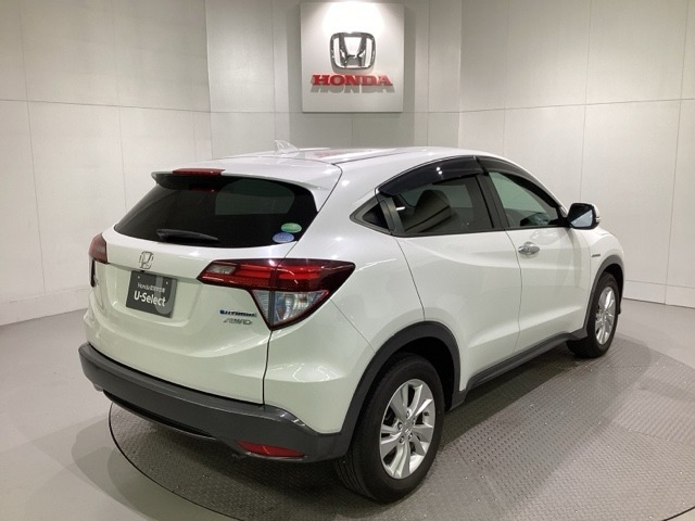 ヴェゼル1.5 ハイブリッド X 4WD