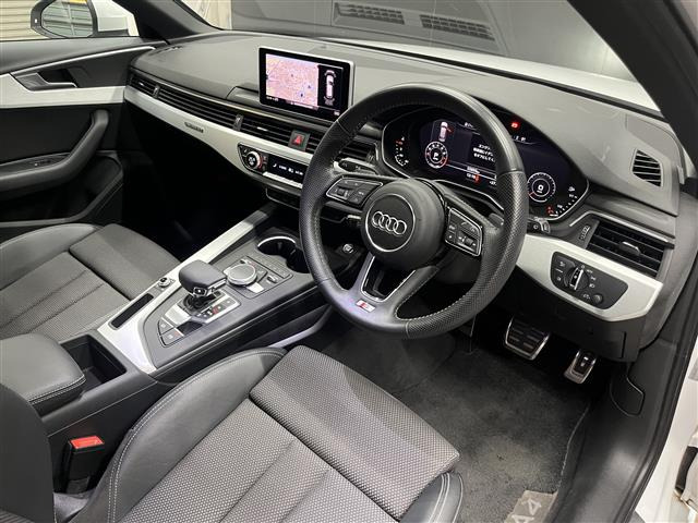 A4アバント2.0 TFSI クワトロ スポーツ Sラインパッケージ 4WD