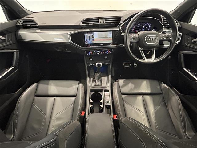 Q335 TFSI Sライン
