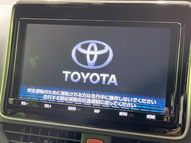 ヴォクシー1.8 ハイブリッド ZS 煌II