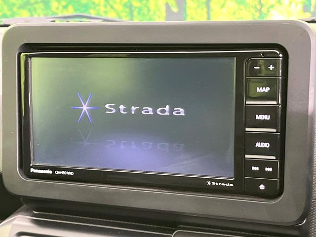 【ナビゲーション】使いやすいナビで目的地までしっかり案内してくれます。各種オーディオ再生機能も充実しており、お車の運転がさらに楽しくなります!!