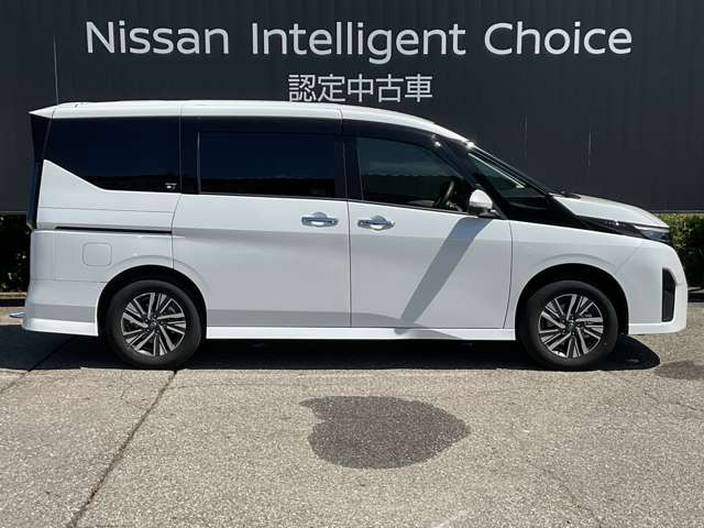 セレナ2.0 ハイウェイスターV 4WD