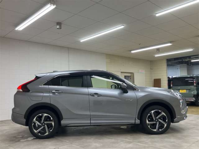 エクリプスクロスPHEV 2.4 P 4WD