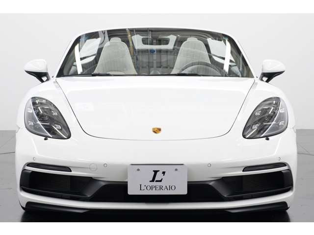 �O���̓z���C�g�BGTS��p�̃u���b�N�d�グ�g�����ƃT�e���u���b�N��PORSCHE���S���������ߖ��ƂȂ�A���邭�����܂�̂���Ȃ܂��Ɏd�オ���Ă��܂��B