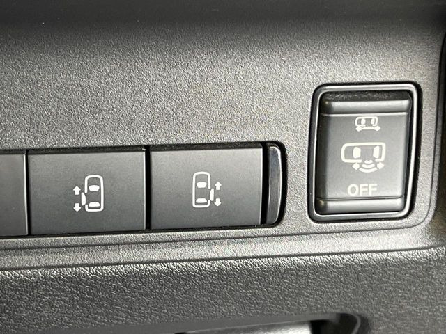 セレナ1.4 e-POWER ハイウェイスターV