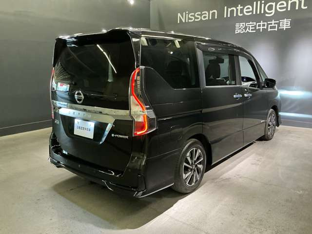 セレナ1.2 e-POWER ハイウェイスターV