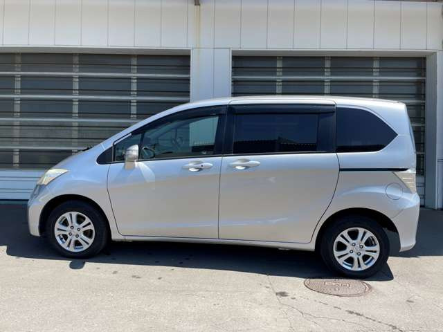 フリード1.5 G ジャストセレクションプラス 4WD