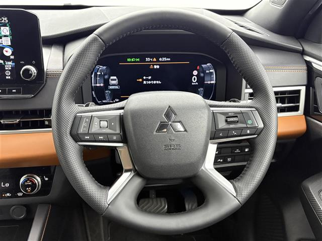 アウトランダーPHEV 2.4 P 4WD