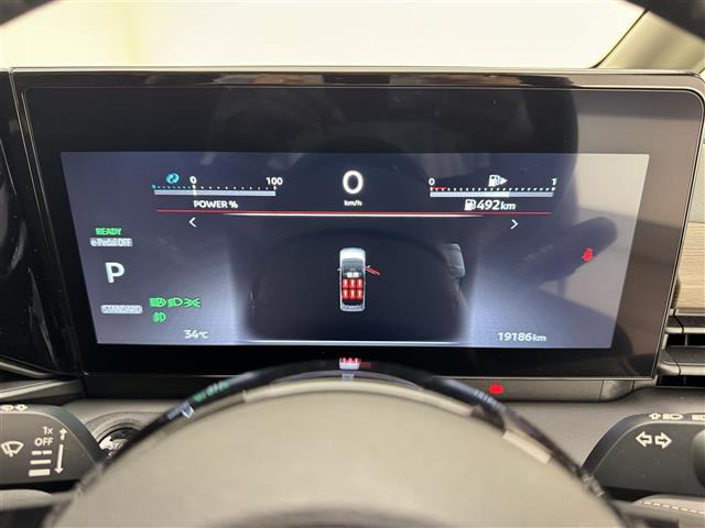 セレナ1.4 e-POWER ハイウェイスターV