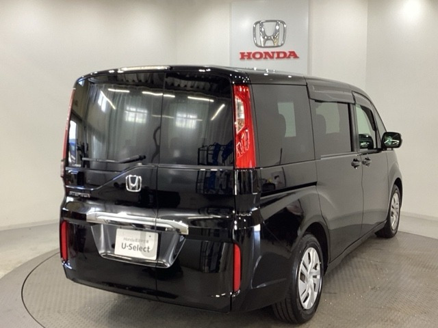 ステップワゴン1.5 G ホンダ センシング 4WD
