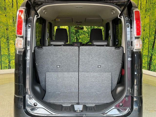普段のお買い物や通勤、送迎等に十分な荷室スペースを確保しております。セカンドシートを倒すと、大きな荷物の積載も可能です♪