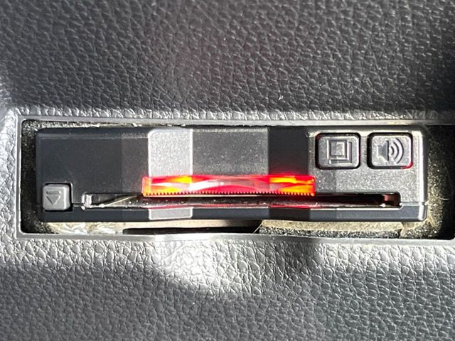 【ETC】高速道路の料金所をストレスなく通過!話題のスポットやサービスエリアに多い「スマートIC」利用時は必須のアイテムです。当店でセットアップを実施、ご納車当日からすぐにご利用いただけます!