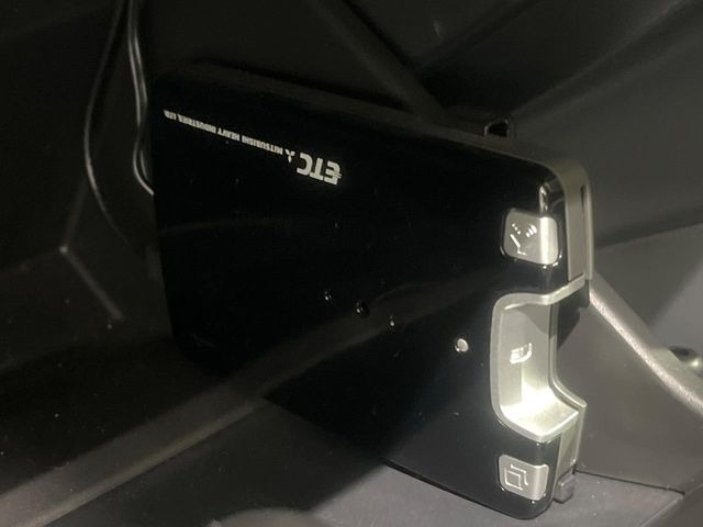 【ETC】高速道路の料金所をストレスなく通過!話題のスポットやサービスエリアに多い「スマートIC」利用時は必須のアイテムです。当店でセットアップを実施、ご納車当日からすぐにご利用いただけます!