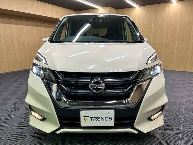 TRENOS�ɂ͑����A�Ԏ�l�X�ȍ݌ɂ��������܂��B�����Ƃ��C�ɓ���̈��ɏo���͂��ł���