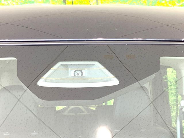 【スズキ セーフティサポート】走行中に前方の車両等を認識し、衝突しそうな時は警報とブレーキで衝突回避と被害軽減をアシスト。より安全にドライブをお楽しみいただけます。