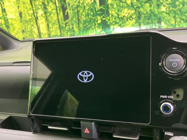 【純正ナビ】人気の純正ナビを装備。オーディオ機能も充実しており、Bluetooth接続すればお持ちのスマホやMP3プレイヤーの音楽を再生可能!毎日の運転がさらに楽しくなります!!