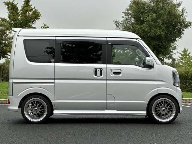 当店の車両をご覧になって頂き、誠にありがとうございます。ただご予算をこえてしまっている・・・など諦めないでご相談くださいませ。お見積もりも多数のプランがございます。お気軽にお問い合わせくださいませ。