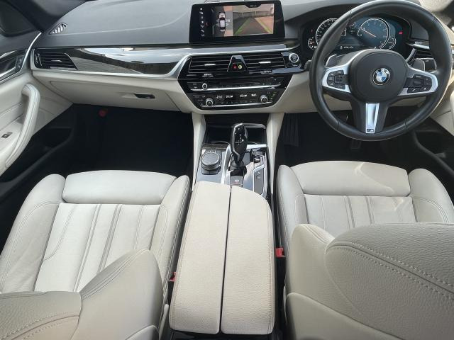 5シリーズセダン530i Mスポーツ