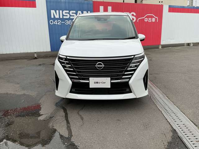 セレナ1.4 e-POWER ハイウェイスターV