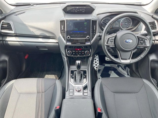 フォレスター2.0 アドバンス 4WD