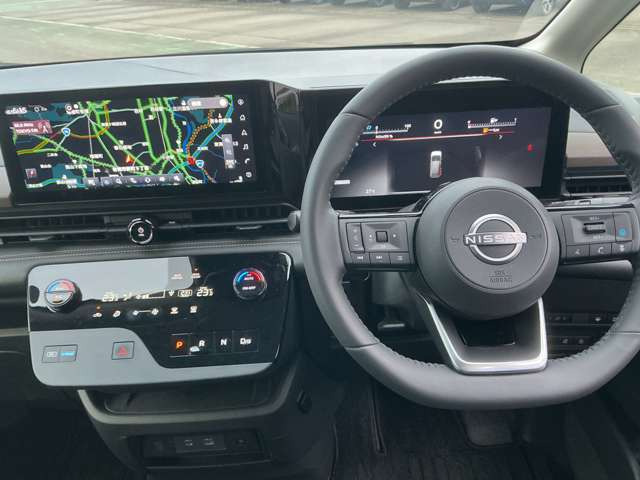 セレナ1.4 e-POWER ハイウェイスターV