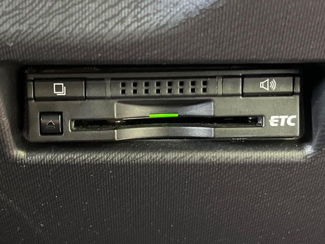 【ETC】高速道路の料金所をストレスなく通過!話題のスポットやサービスエリアに多い「スマートIC」利用時は必須のアイテムです。当店でセットアップを実施、ご納車当日からすぐにご利用いただけます!