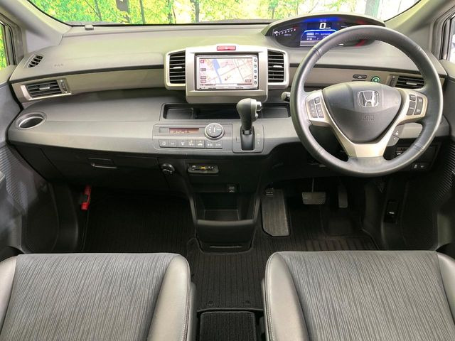 フリードスパイクハイブリッド1.5 ジャストセレクションプラス