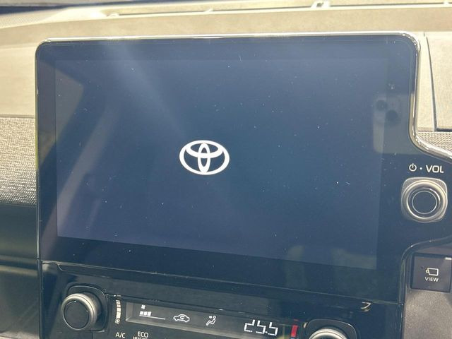 �y10.5�C���` �f�B�X�v���C�I�[�f�B�I�z���ʂ̃f�B�X�v���C��AppleCarPlay��AndroidAuto�����p�\�B�傫�ȉ�ʂŃX�}�z�i�r�A�v���������p���������܂���