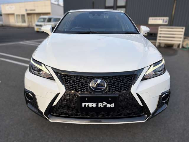 CT200h Fスポーツ