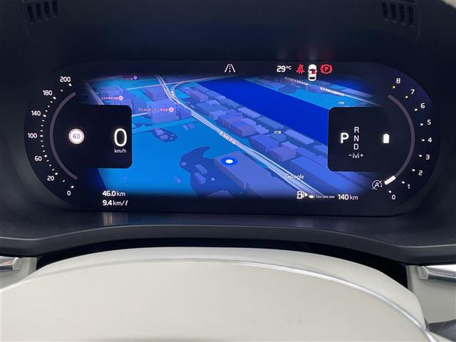 XC60B5 AWD モメンタム 4WD