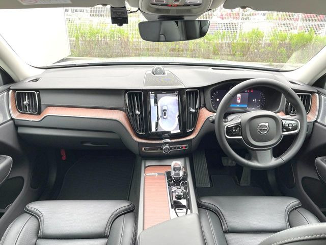 XC60アルティメット B5 AWD 4WD