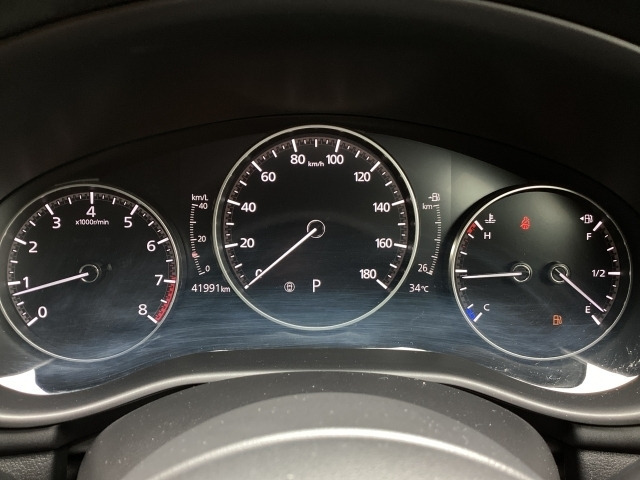MAZDA3セダン2.0 20S Lパッケージ