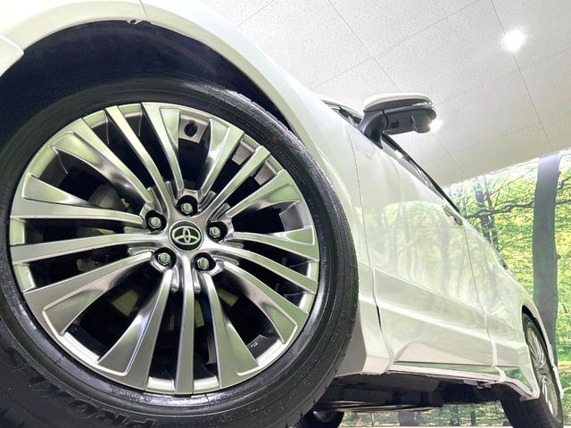 �y����19�C���`�A���~�z�C�[���z�O�ςɃ}�b�`���������A���~�z�C�[���𑕒����Ă���܂��B�e��ЊO�A���~�z�C�[����A�X�^�b�h���X�^�C�����戵�����Ă���܂��B���񂲑��k����������