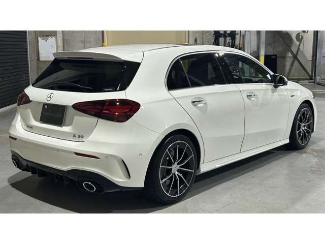 AクラスAMG A35 4マチック 4WD