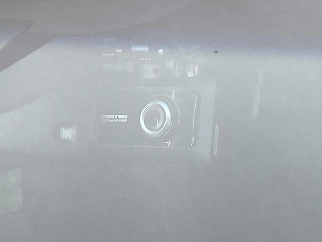 【ドライブレコーダー】ドライブレコーダー装備!走行中はもちろん、あおり運転や事故に遭遇した際、映像で記録し、万一のリスクに備えます。※記録用SDカードはお客様ご自身でご準備いただく必要があります。